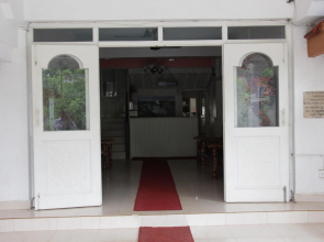 Holiday Beach Resort