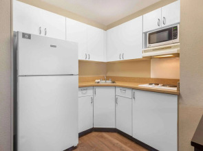 Extended Stay America Suites Princeton West Windsor