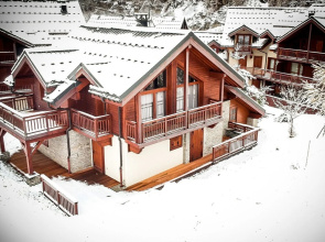 Beautiful Chalet in a Quiet Area Just 500m From the ski Lift