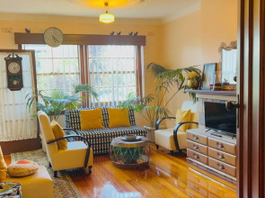 Deco Family House