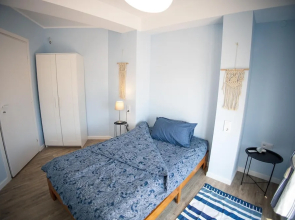 Valentini s Uptown Flat