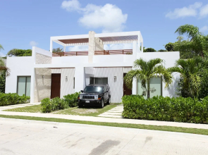 Bahia Principe Vacation Rentals-Green 3-Two-Bedroom Villas