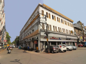 Capital O 1382 Mohan Hotel