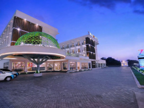 D'MAX Hotel & Convention Lombok