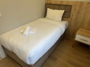 May Villas Hotel