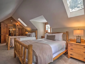 Pet-friendly Breckenridge Home w/ Hot Tub!
