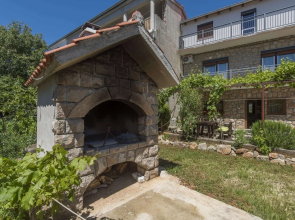 Nice Apartment With Private Roofed Terrace, Near the Sea and National Park