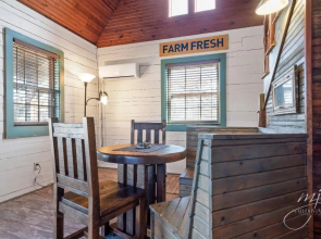 Fairway Inn