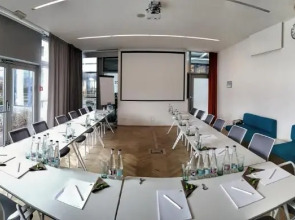 Holiday Inn Prague Airport by IHG