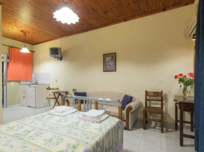 Artemis Room
