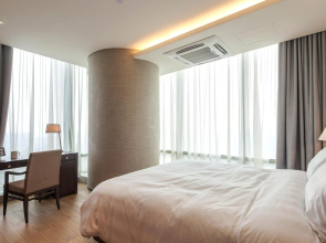 Lotte The Residence
