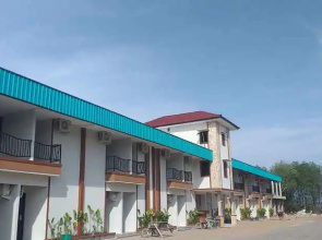 Riverside Hotel Jepara