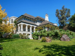 Greenmantle Estate Hotel