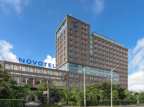 Novotel Shanghai Clover