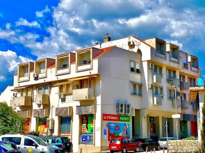 Studio apartment F&J