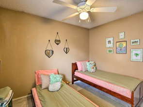 Yuma Retreat w/ Fire Pit in a Golf Course Mecca!