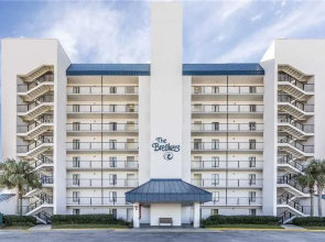 The Breakers 42 2 Bedrooms 2 Bathrooms Condo