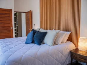 Condo Cortes