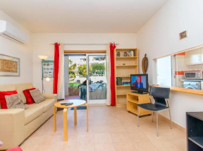 Santa Luzia Mar by Algartur