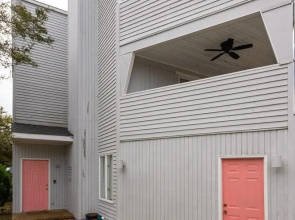 Coral Beach House #64990 4 Bedroom Duplex by Redawning