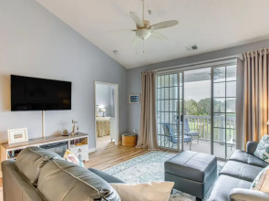 3 Mi to Beach: NMB Golf Resort Condo
