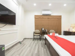 RedDoorz near Pho Co Ha Noi