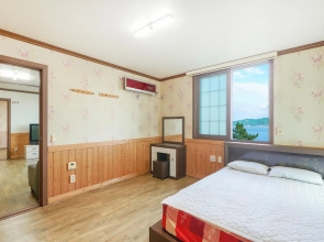Suncheon Jeonmangjoeungot Pension