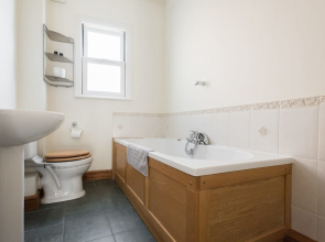 The Great Clarendon Lodge - Large & Stylish 4bdr in Jericho