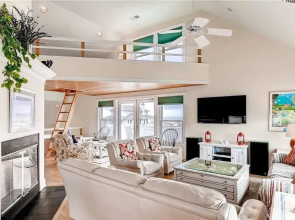 Laurie s Loft 3 Bedroom Holiday Home By Bald Head Island