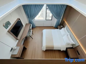 Haokejia Hotel (Lingshui Clear Water Bay Nanwan Monkey Island)