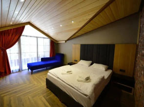 Inanlar Deluxe Hotel & Bungalow