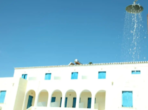 Lianos Hotel & Apartments