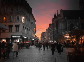 Bright apartment in hypercenter with balcony and beautiful view