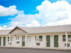 Knights Inn Pine Grove