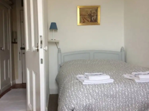 1 Bedroom Murrayfield Apartment