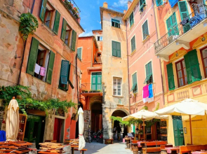 Monterosso Apartments