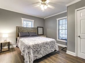 Durham Home w/ Screened Porch ~ 3 Mi to Downtown!