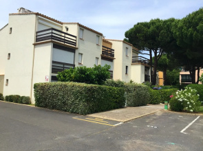 Studio in Le Grau D'agde, With Pool Access and Enclosed Garden