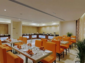 Landmark Premier Hotel