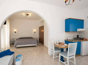 Esperides Apartments & Suites