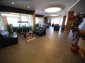 Point Beach Hotel