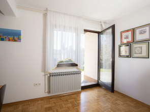 Apartment Melody