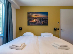 Chalet in Texel Near Forest & Beach