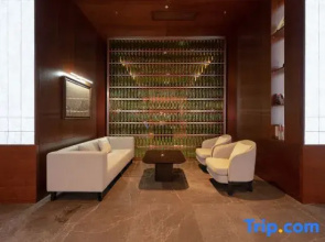 Lizi Elegant Hotel