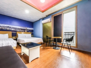 Seocheon Taxi Hotel