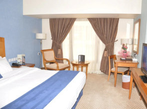 Al Reef International Hotel