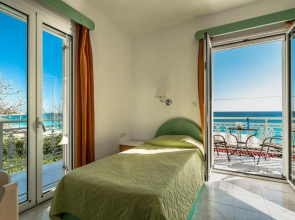 Angela sea view 4