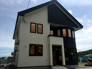 Jadan House