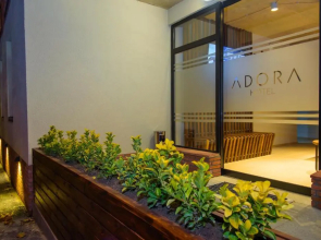 Hotel Adora