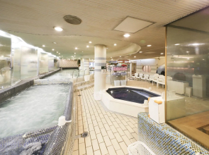 New Japan Capsule Hotel Cabana - Caters to Men